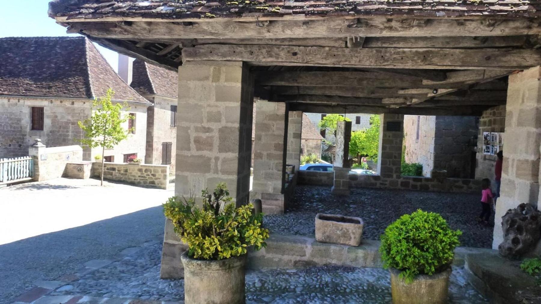 Gite De France A Curemonte 2 Epis - Gite De France 4 Personnes Mae-0004 Экстерьер фото